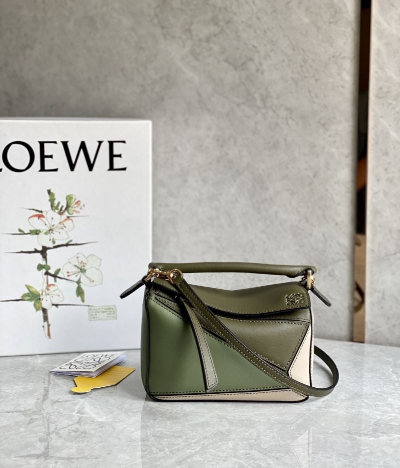 Loewe Puzzle Bags